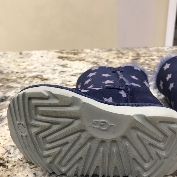 Original UGS boots , size 6. - Picture 4 of 5